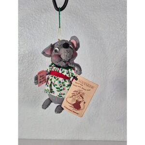 1982 Rennoc Santakins Marianna Mouse Poseable Felt Christmas Ornament Tag